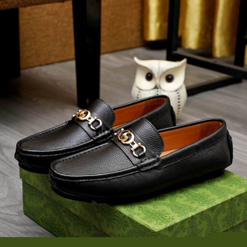 G*u*i leather shoes